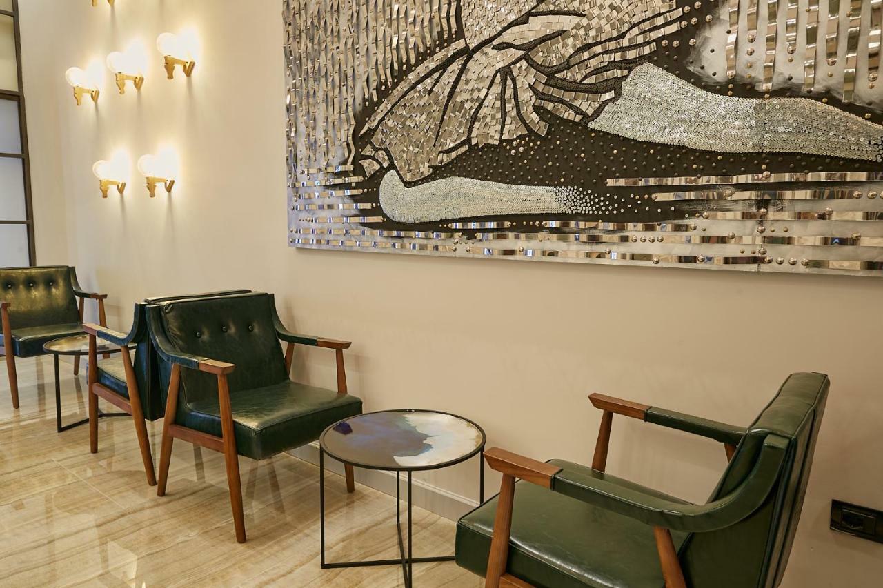 Eter Hotel Golem  Eksteriør bilde